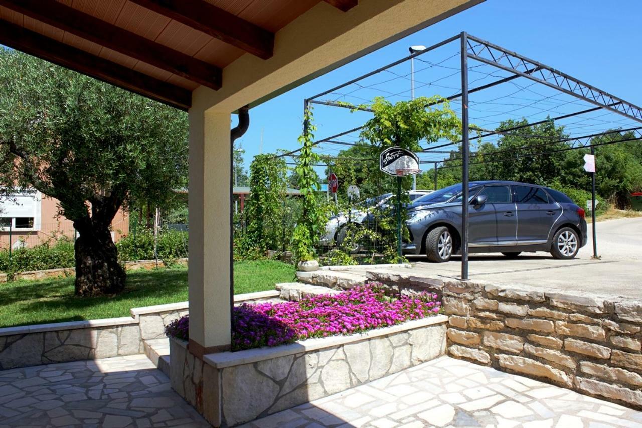 Apartment Kris Умаг Экстерьер фото